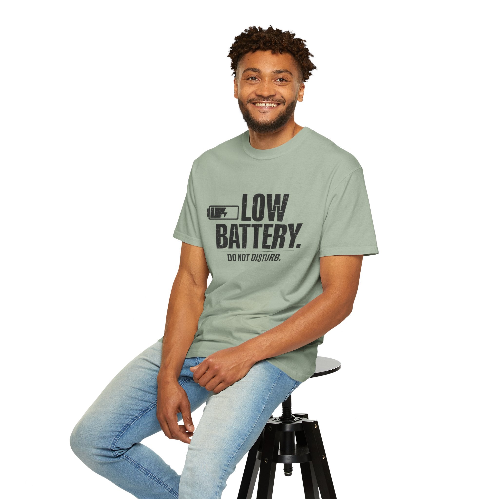 LOW BATTERY Do Not Disturb Graphic T-Shirt