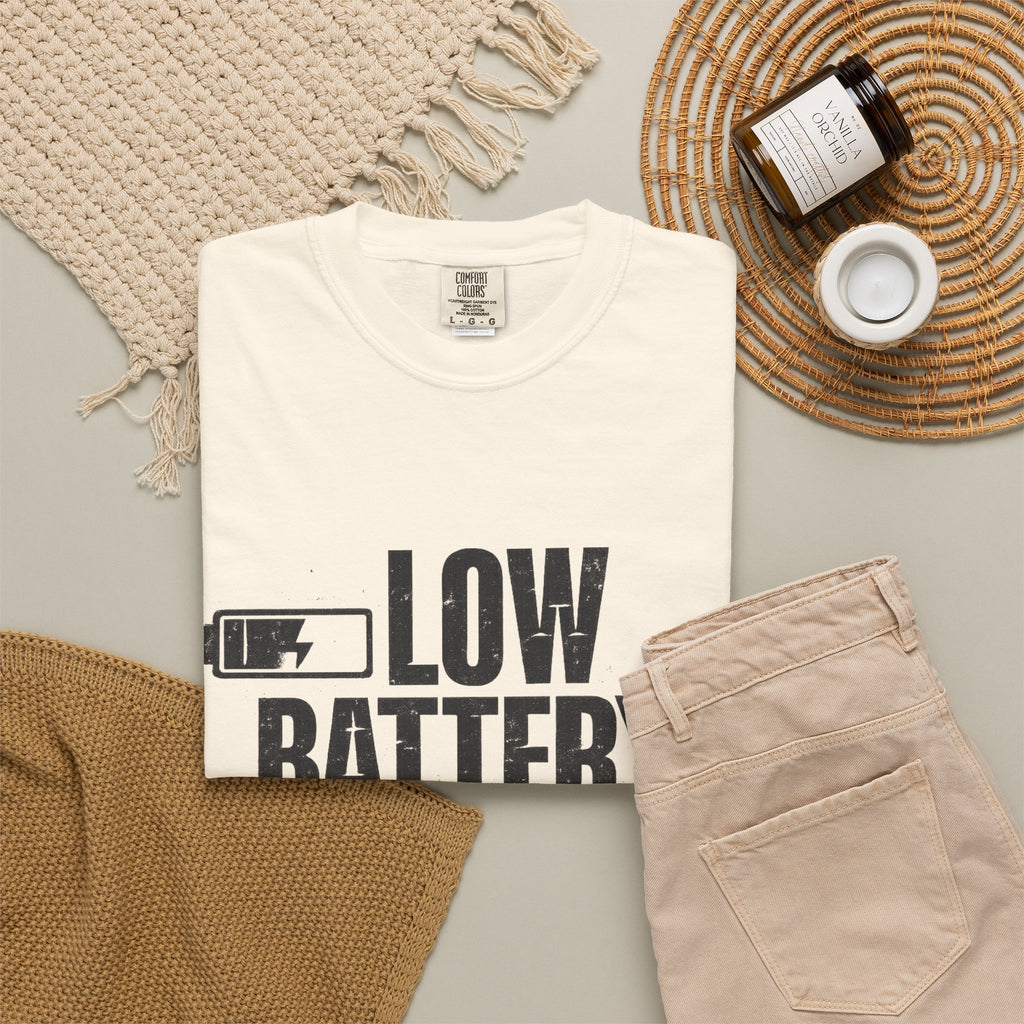 LOW BATTERY Do Not Disturb Graphic T-Shirt