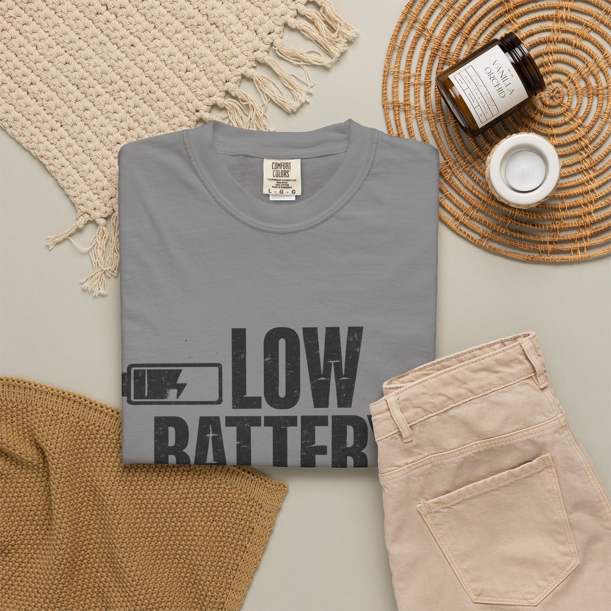 LOW BATTERY Do Not Disturb Graphic T-Shirt