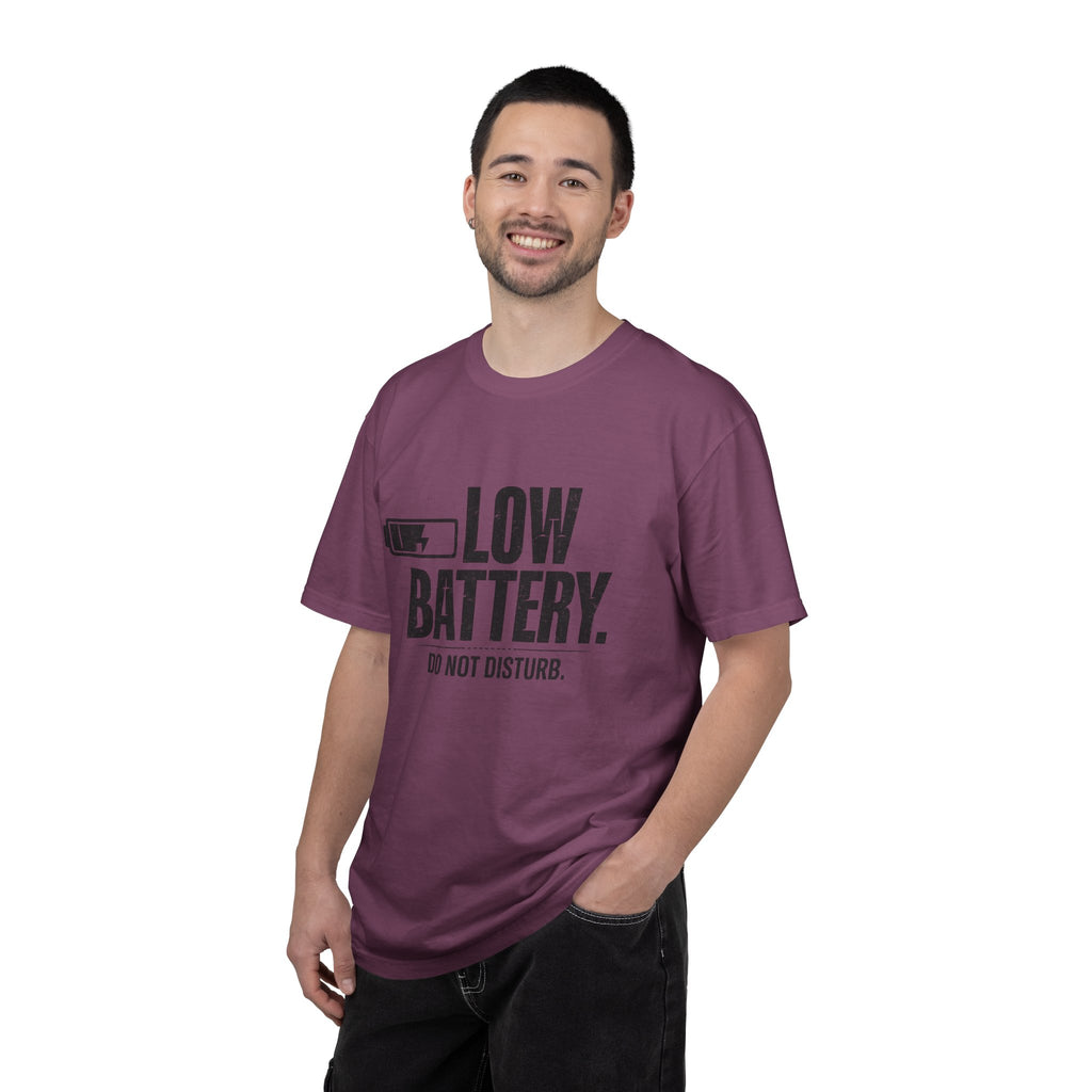 LOW BATTERY Do Not Disturb Graphic T-Shirt
