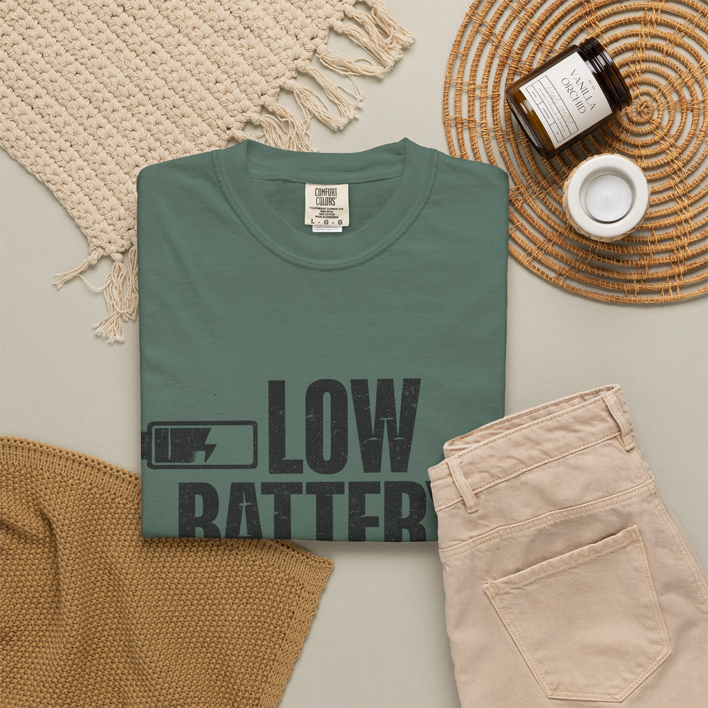 LOW BATTERY Do Not Disturb Graphic T-Shirt