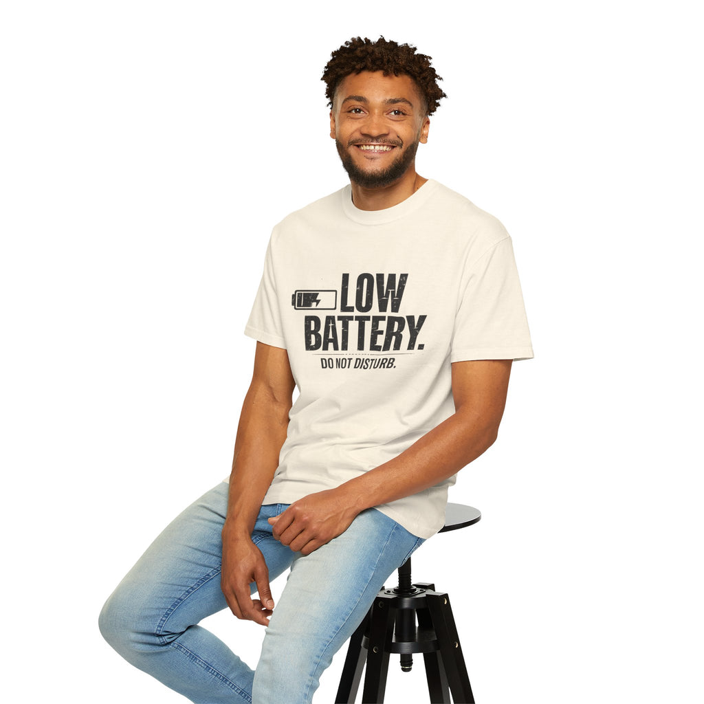 LOW BATTERY Do Not Disturb Graphic T-Shirt
